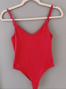 Classic V-Neck Bodysuit in Hot Pink S/M
